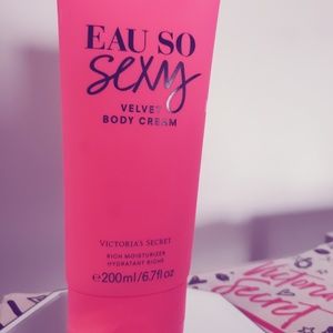 Victoria's Secret EAU SO SEXY